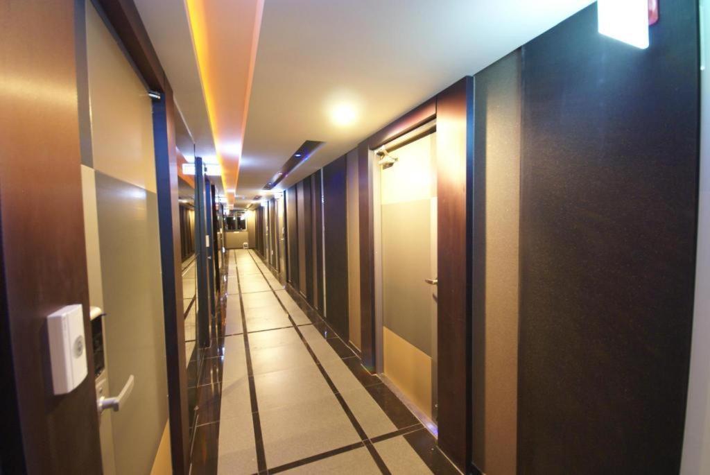 Ava Hotel Changwon Exterior photo