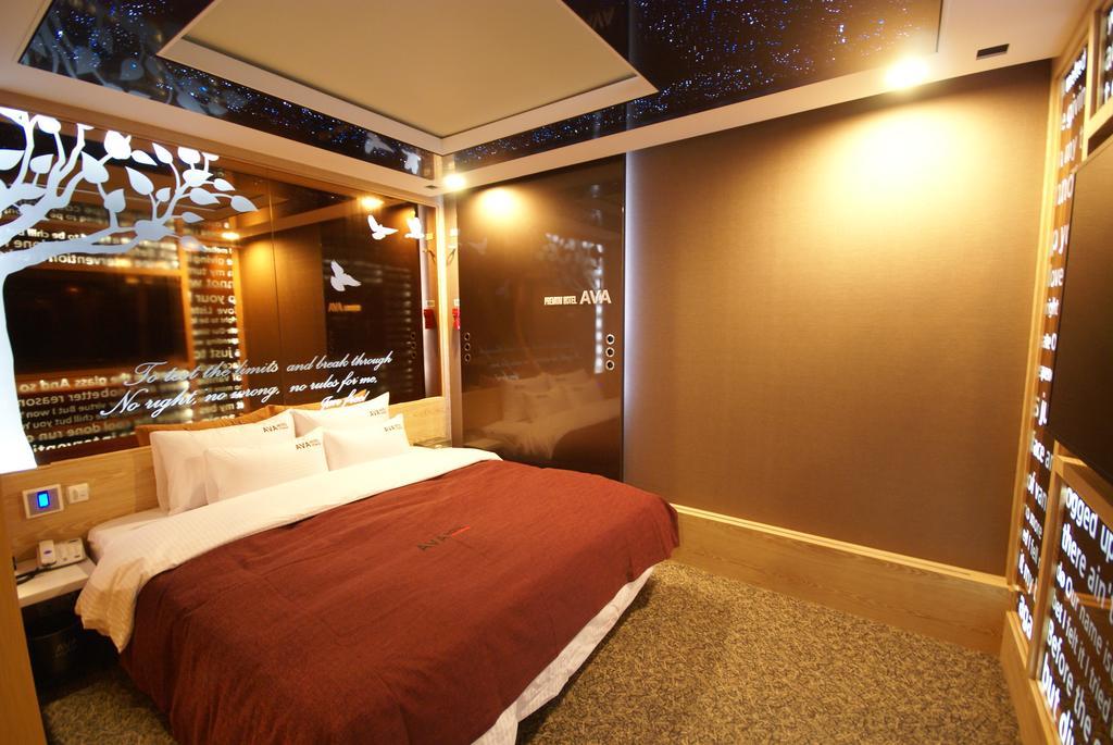 Ava Hotel Changwon Exterior photo