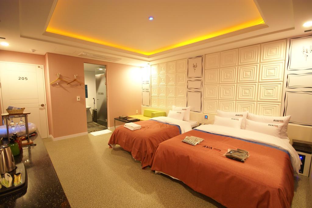 Ava Hotel Changwon Exterior photo