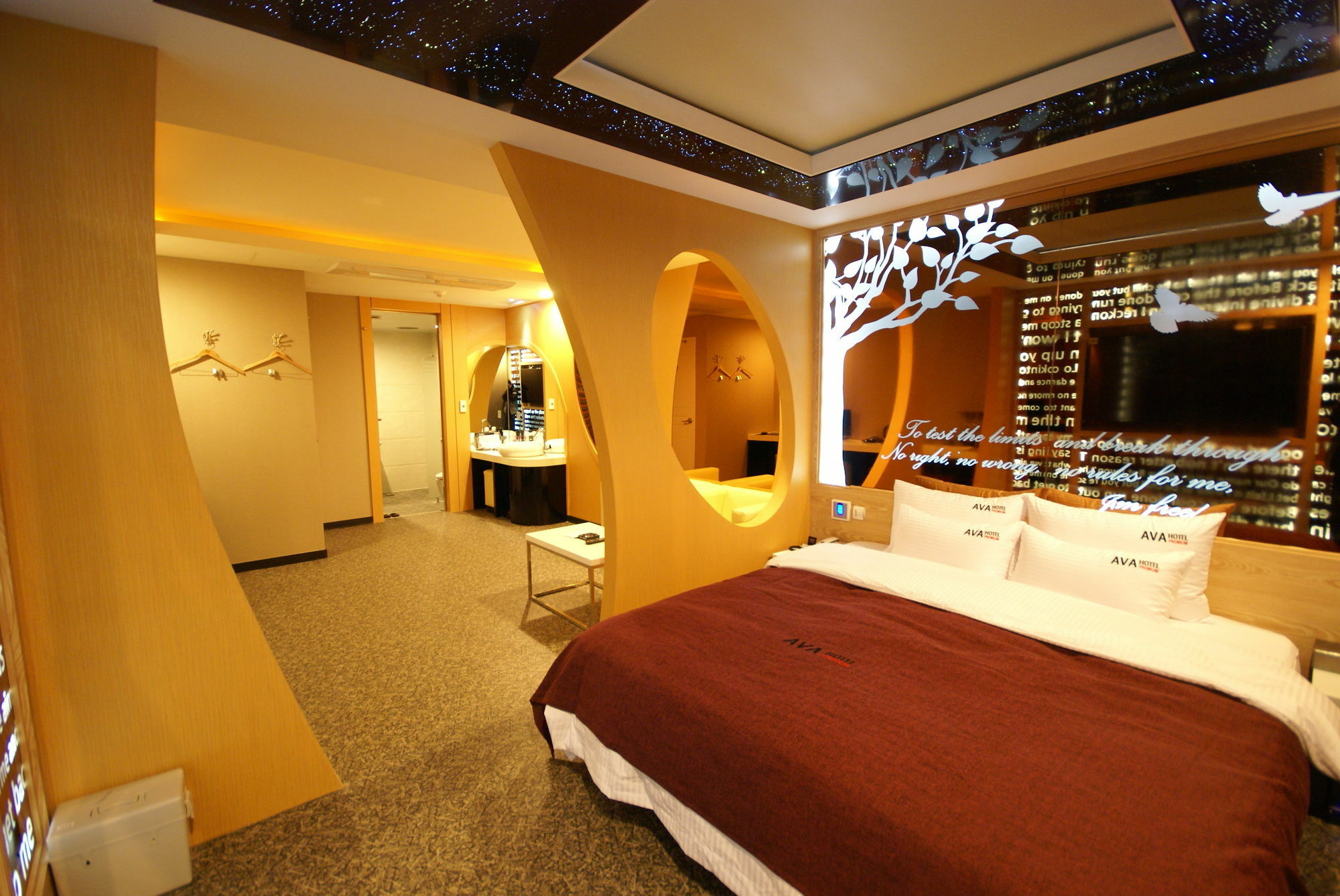 Ava Hotel Changwon Exterior photo